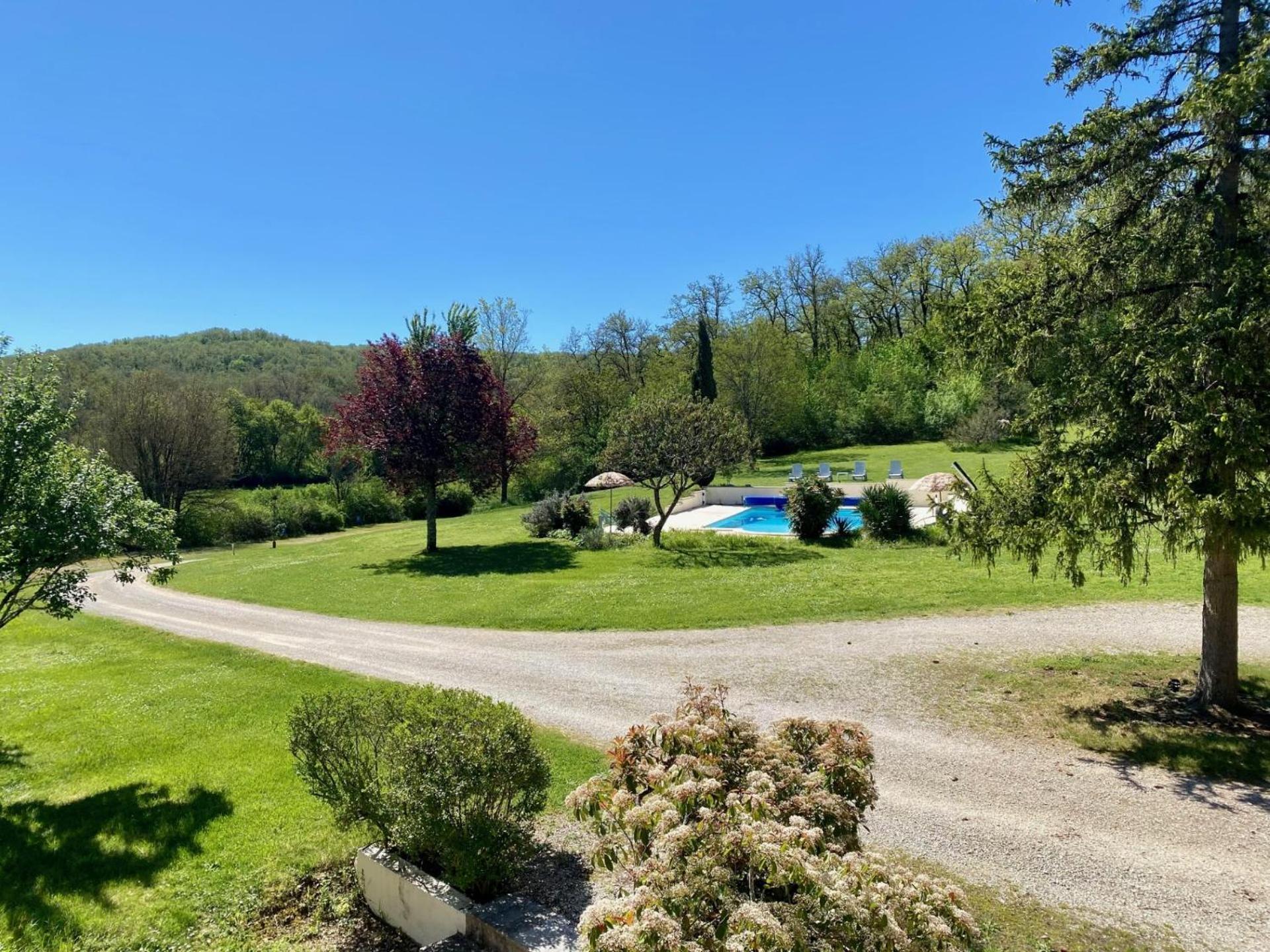 Domaine La Cabane Degagnac Exterior photo
